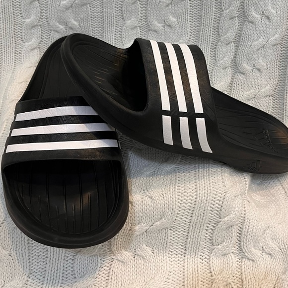Unisex adidas slides - Picture 5 of 8